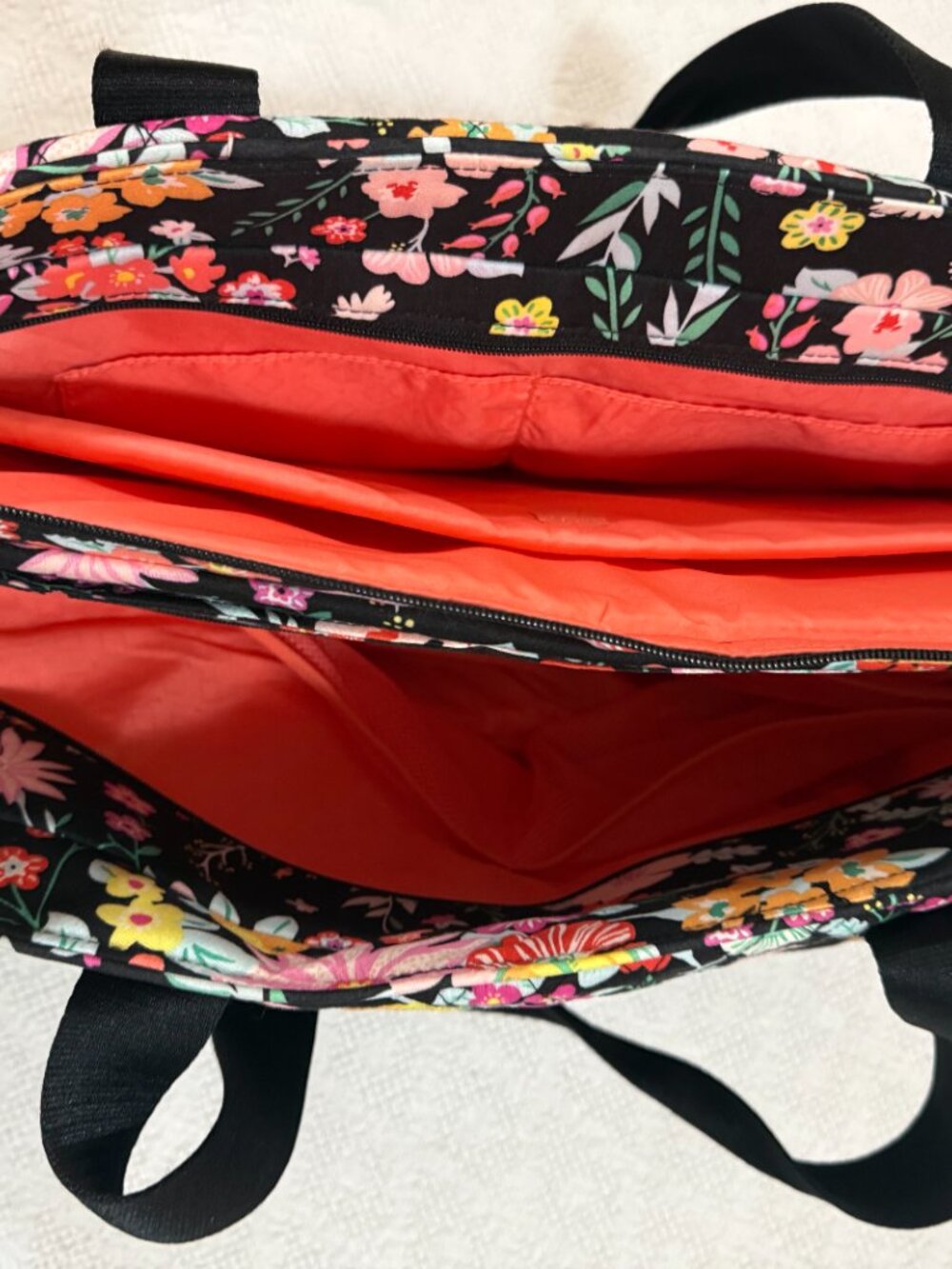 Vera Bradley Black Multicolor Floral Weekender Travel Bag with Luggage Tag - Picture 5 of 5